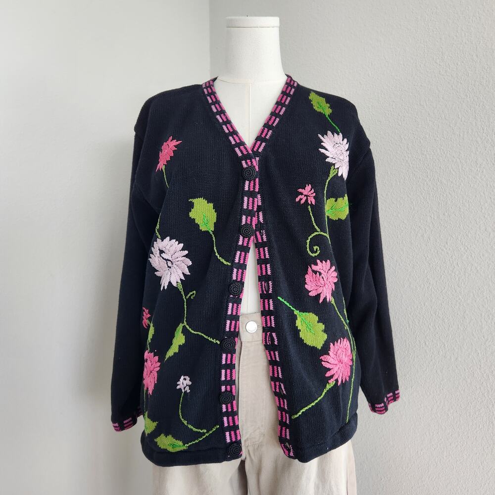90s Storybook Knits Black Floral Embroidered Cardigan Button Front Sweater L